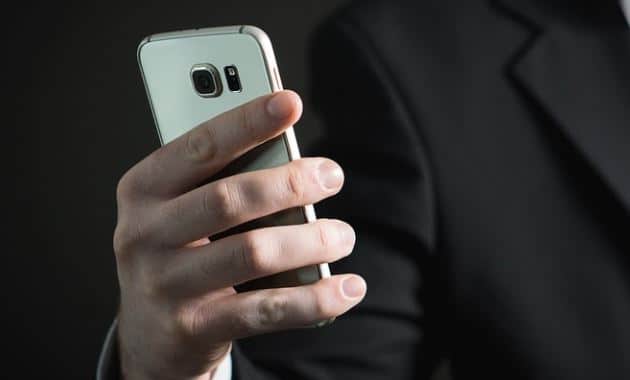 smartphone virtual assistent