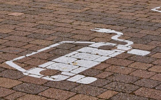 oude autobatterijen voor opslag zonne-energie?